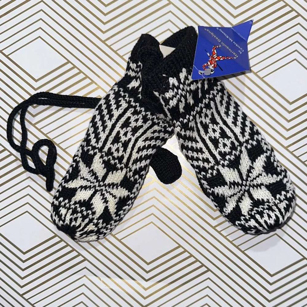Vintage Harlequin Design by Cynthia McKinney kids mittens age 1-2